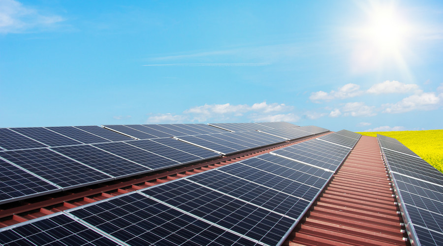  曹仁贤：20年后太阳能光伏将成为能源... (图2)